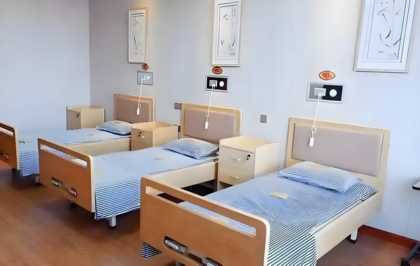 深圳人才引进迁户核准条件是什么_神坛上的陈佩斯:九十年代的因,今日的果 并不下删是只要按除键